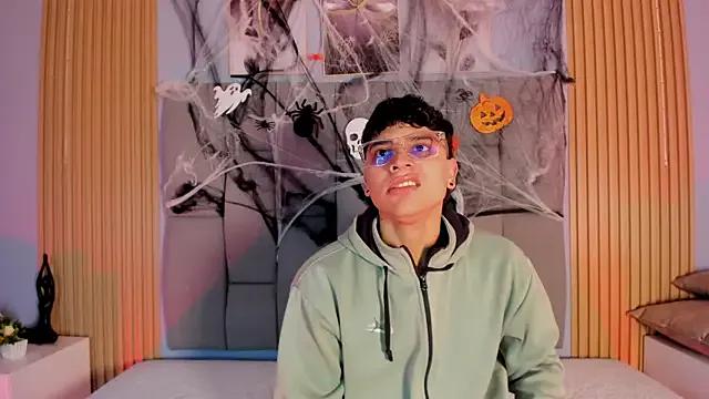 Freechat Kandyfrees_ on StripChat