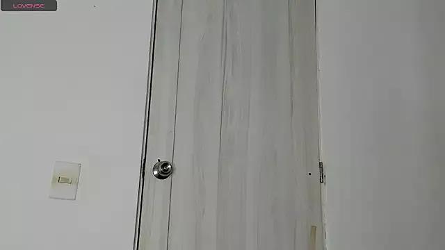 katrhin_66 on StripChat