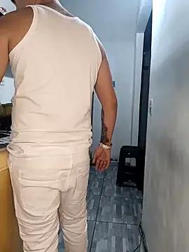 Freechat kingofqueenxxx on StripChat