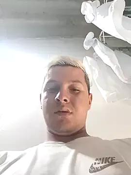 Freechat kingofqueenxxx on StripChat