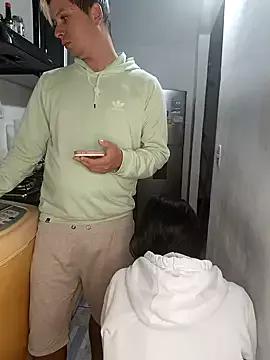 Freechat kingofqueenxxx on StripChat