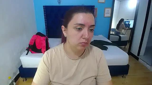 kinky_redhead18 — Freechat on StripChat