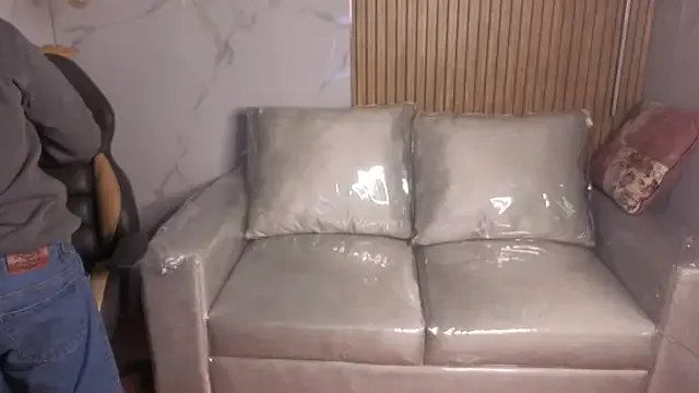 Kitten_Cam — spit tits