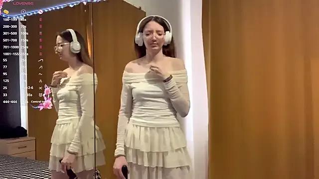 Freechat KrystinFunches on StripChat