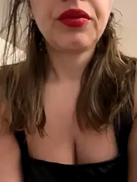 ladywithbigass on StripChat