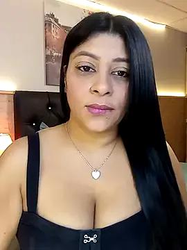 Freechat Lashmy111 on StripChat