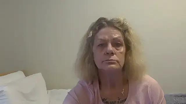 Freechat Latex_shantie on StripChat