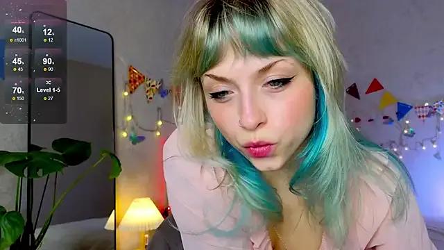 StripChat lavenderluxe is Freechat lavenderluxe — Bare-chested dancing