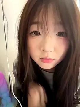 Freechat lelebaybay888 on StripChat