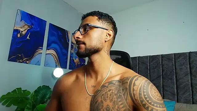 Freechat LiamGarcia1 on StripChat