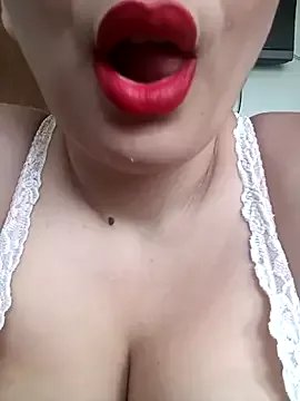 Freechat LINA-DALOUA on StripChat