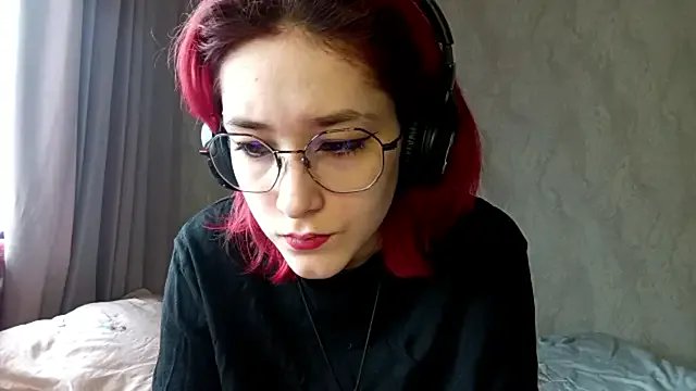 LinaWatter — Air kiss <3