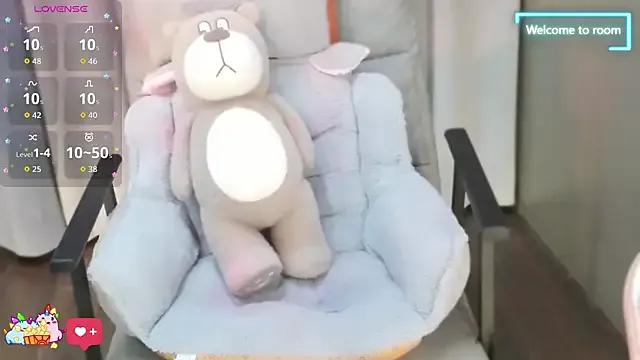 LINLIN-2025 — Freechat on StripChat