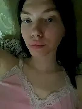 Lisaaa_Alisa on StripChat