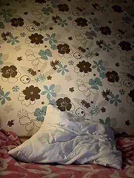 LisaFoxxy444 on StripChat