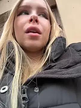 StripChat Liza_risky is Freechat Liza_risky — UNZIP TOP+MASSAGE BOOBS