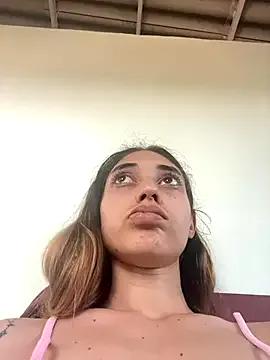 Freechat loirinhaaa on StripChat