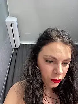 Lola_Hale on StripChat