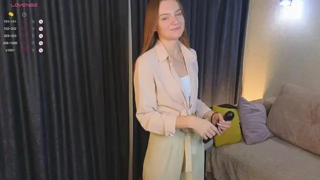 Freechat LouisaChaobal on StripChat