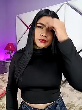 Freechat LunaaRosse on StripChat