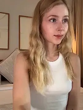 Freechat LunaRase on StripChat