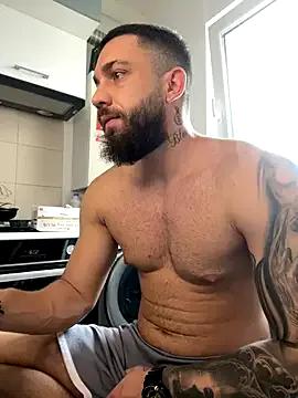 Freechat LustyMike_ on StripChat