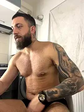Freechat LustyMike_ on StripChat