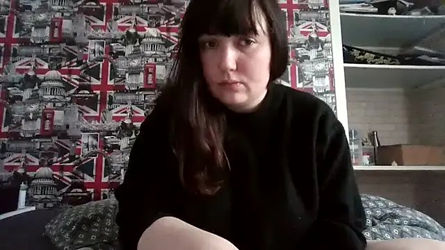 Lynylou on StripChat