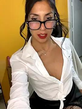 MaddyX__ on StripChat