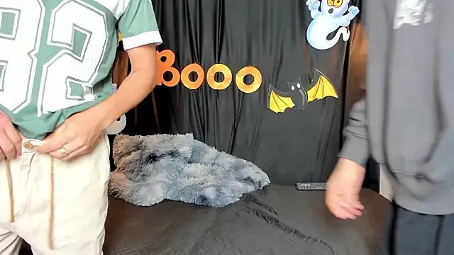 Freechat maicol_cum23 on StripChat