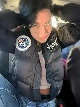 Freechat MeekyRich on StripChat