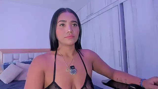 Freechat mia_hank on StripChat