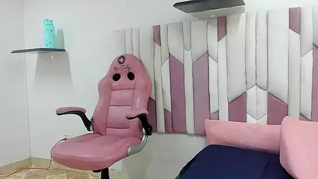 Freechat mia_stanfort on StripChat