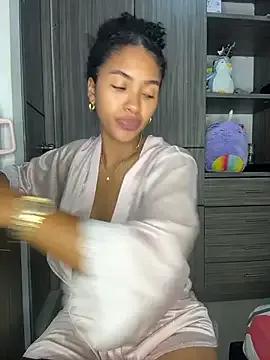 Freechat Mia_sweet80 on StripChat