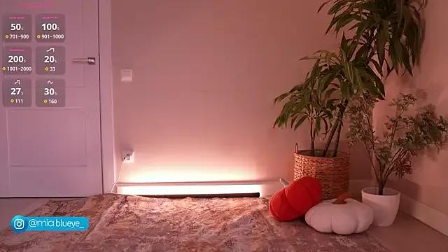 Freechat Miablueye on StripChat