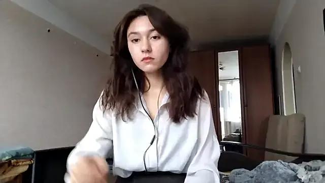 Freechat MiaLovelyOne on StripChat