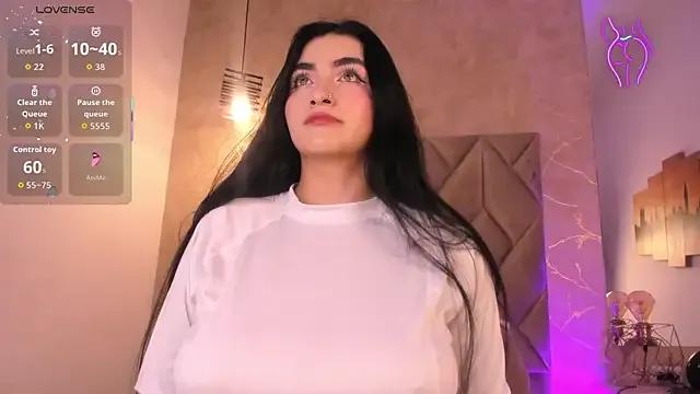 miel_gomez on StripChat