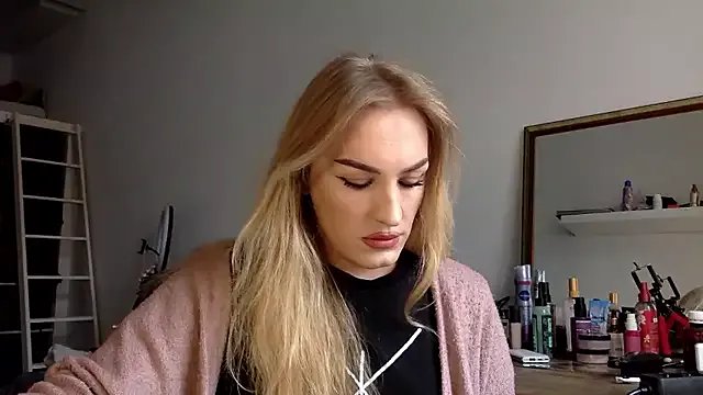 StripChat Mileriya is Freechat Mileriya — help the bride cum