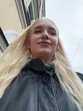 Milkyy_wway — Show PANTIES colour on public