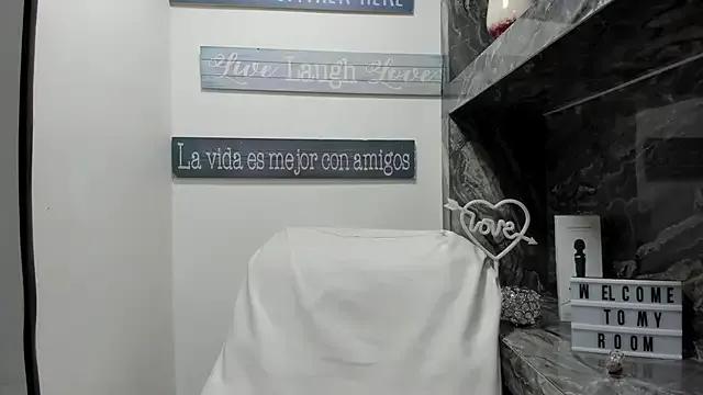 Freechat miss_danika on StripChat