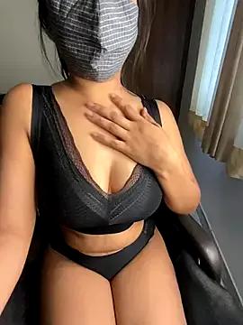 Freechat miss_lina on StripChat