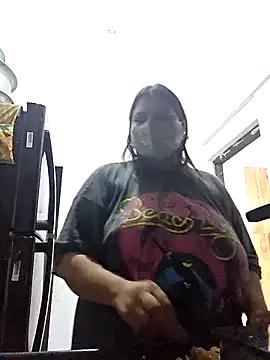 MOM-SUN-COUPLE on StripChat 