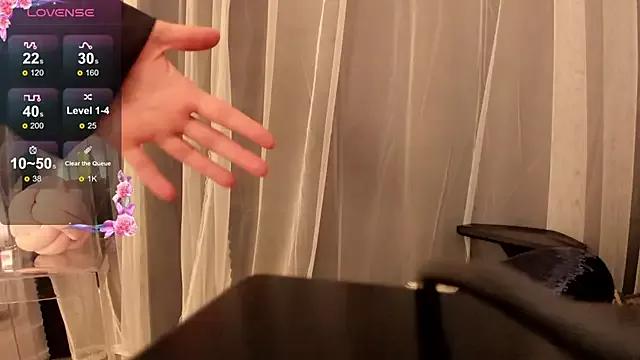 Freechat Mysticxkitty on StripChat