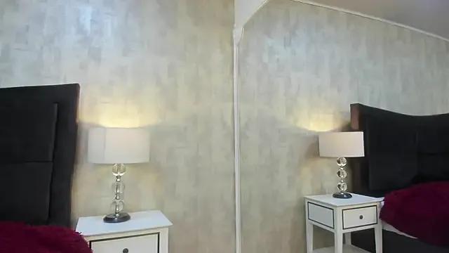 Freechat NahomyCarther on StripChat