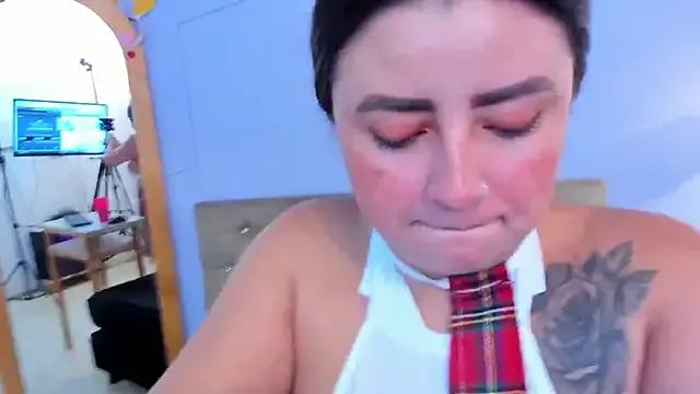 Freechat nathalie_rossel on StripChat