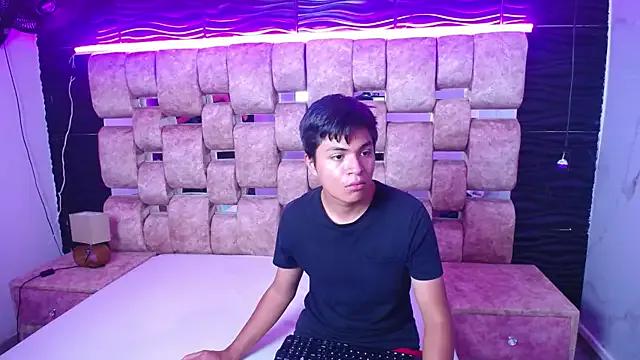 Freechat NatyyAlex on StripChat