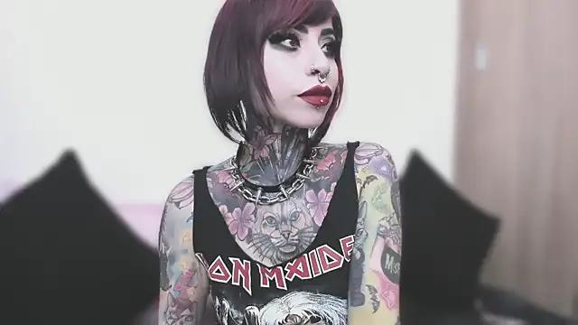 Freechat NikkiRamone on StripChat