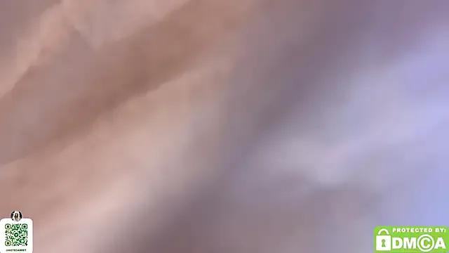 StripChat notecarret is Freechat notecarret — Naked beautiful pussy + naked tits