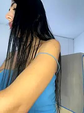 Freechat oh_nina on StripChat