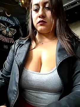 Freechat Oryk___ on StripChat